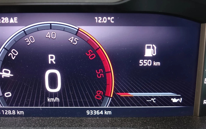 Skoda Superb cena 125000 przebieg: 93000, rok produkcji 2022 z Nowy Staw małe 781